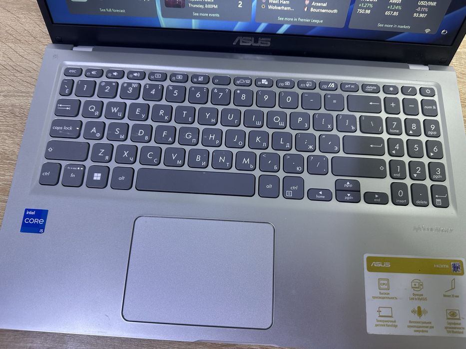 Ноутбук  ASUS.