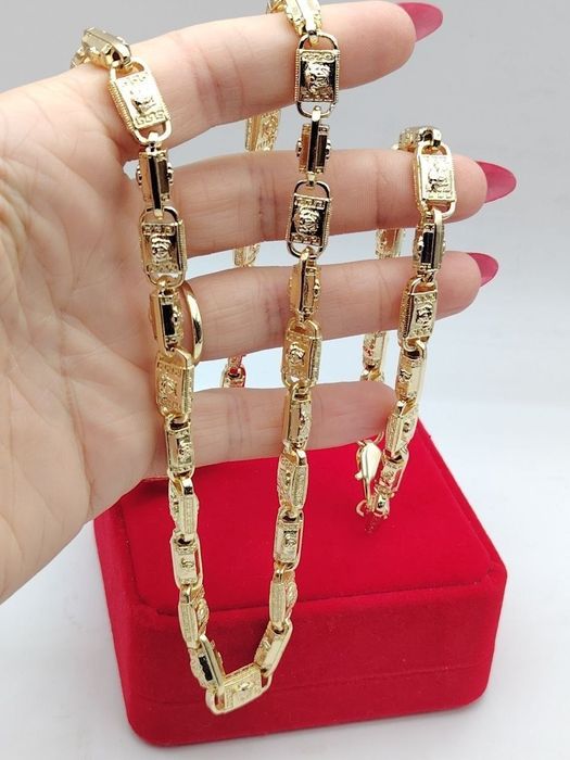 Bijuterii din oțel inoxidabil placat cu aur