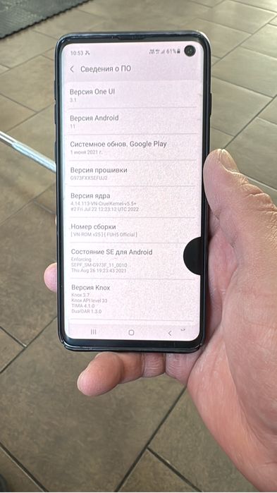 Продам самсунг с10