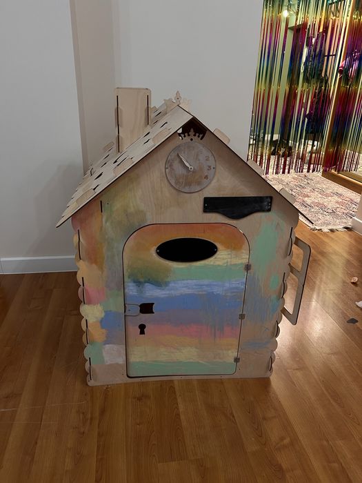 Детский деревянный домик