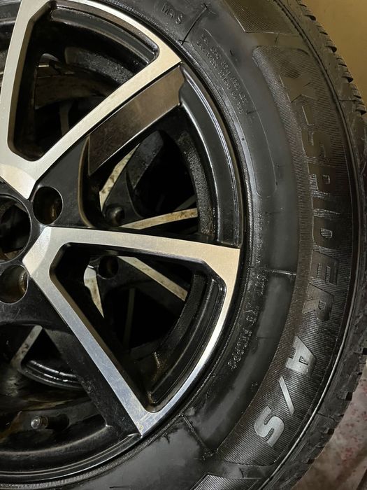 Продам резину с дисками 195/65 R15