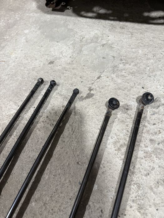 Амортизаторы багажника (Универсал) BMW e34