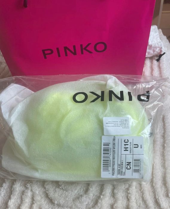 Чанта неонова на Pinko