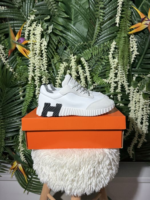 Hermes Trainer White