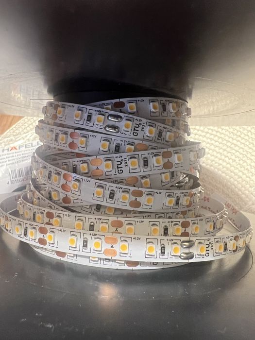 Set Acumulator Hafele + Banda LED