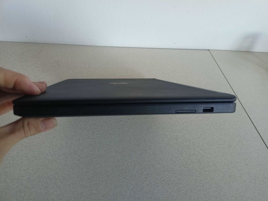 Laptop Dell E5550 display 15,6 FHD Procesor I5-5300u ram 8gb SSD 240gb