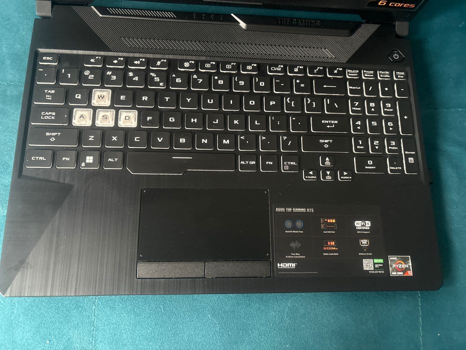 Vand laptop asus tuf A15 aproape nou