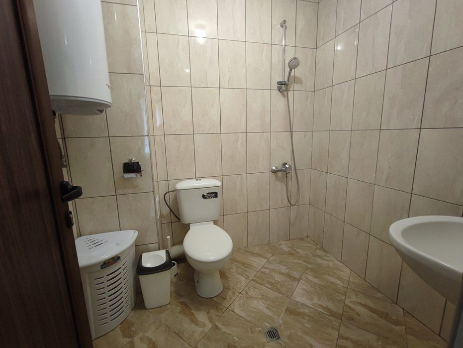 Дава се под наем Тристаен апартамент в Асеновград - 78 кв.м за 382.5 € - Снимка #7