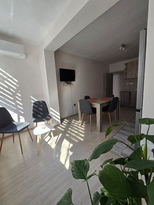 Дава се под наем Тристаен апартамент в Варна, Автогара - 96 кв.м за 580 € - Снимка #1