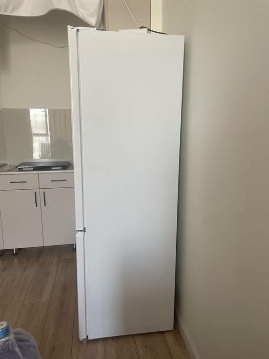 Холодильник новый