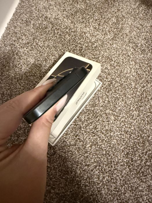 Iphone 15 pro impecabil