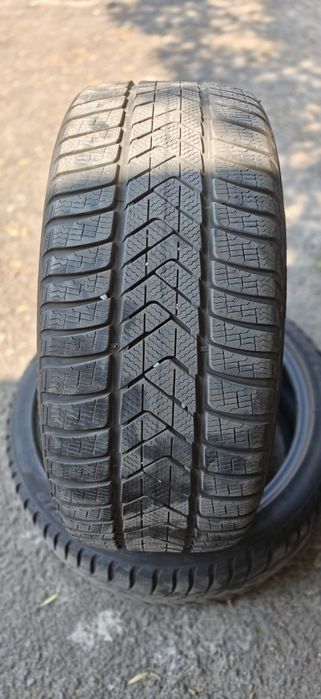 Pirelli Winter Sottozero 3 XL, размер 235/40 R19