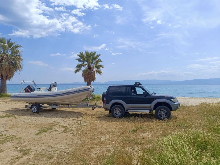 Транспорт на автомобил и товар до 2 т . София