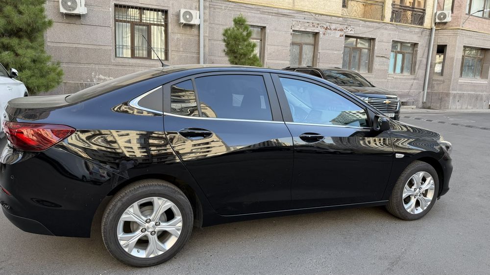 Chevrolet Onix Premier 2 Turbo AT