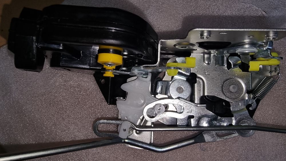 Предна лява брава за Хюндай Тусон 2004-2010.