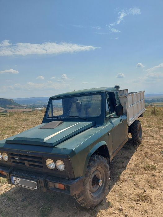 Aro 320 camionetă