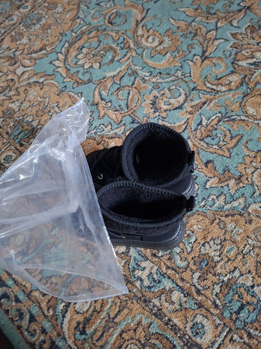 Продам уги новая