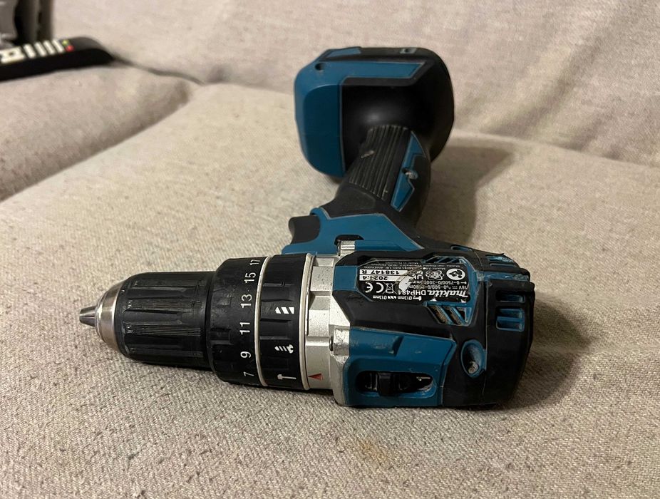 Makita DHP484 18V LXT, masina gaurit percutie, corp, functionala
