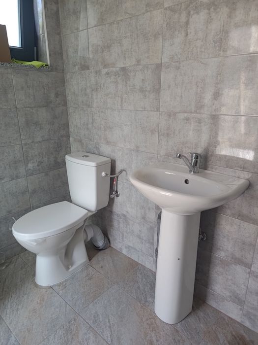 Electrician; Instalator