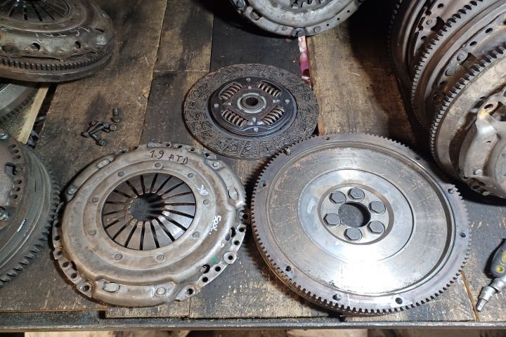 KIT AMBREIAJ 1.9 ATD Volkswagen VW
