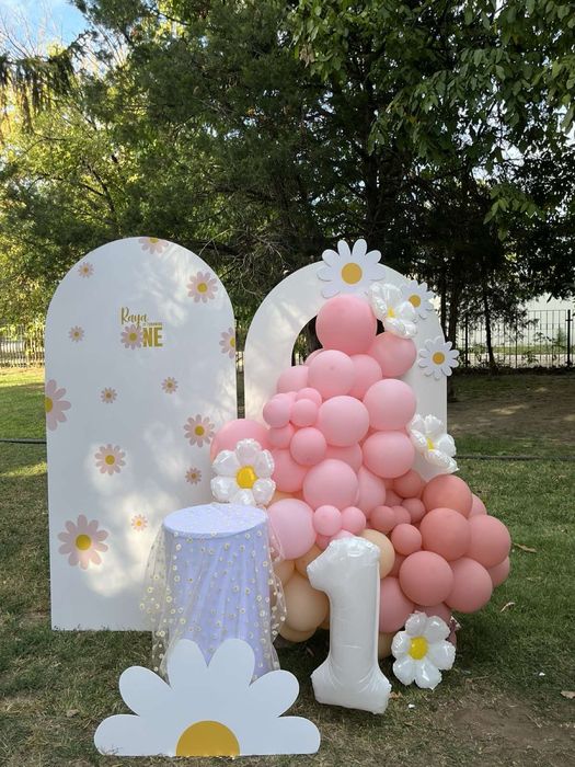 Пана, арки и декори за украса: под наем