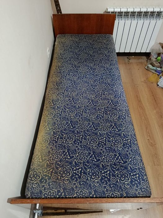 Продается Кровать б/у
