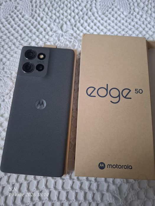 Telefon mobil Motorola Edge 50, Dual SIM, 
Telefonul este in garanție.
Preț 900 lei.
Livrare in Bârlad, sau prin curierat cu plata ramburs.