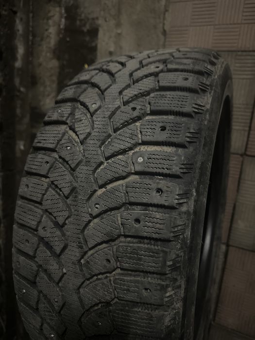 Шины  зимние  р 17