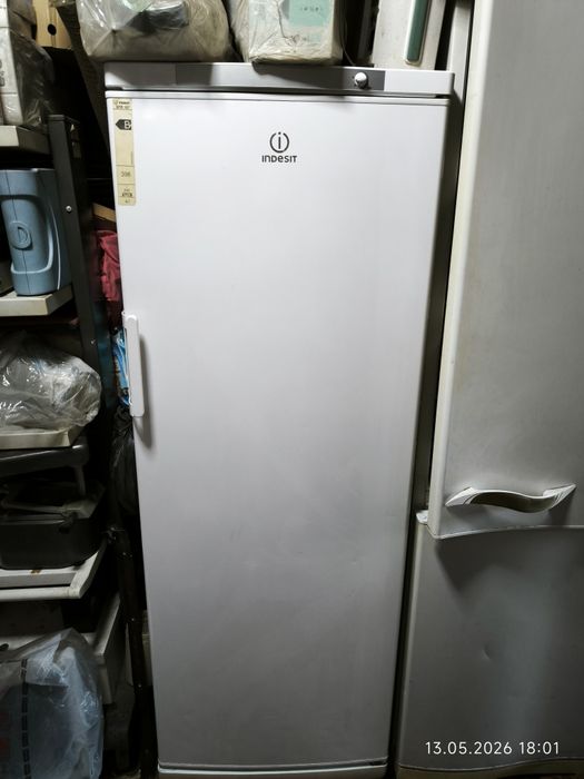 Морозильная камера Indesit SFR 167