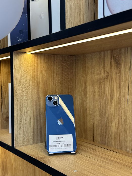 iphone 13 blue £_{£