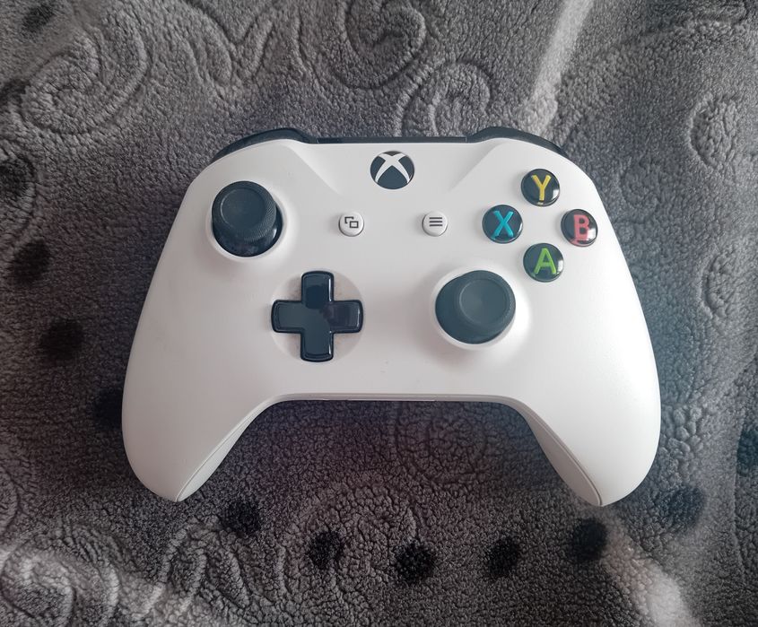 Vand maneta de xbox one