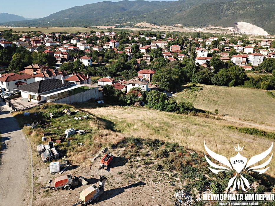 Продавам земя с площ от 3401кв.м. в село Мулдава вилна зона