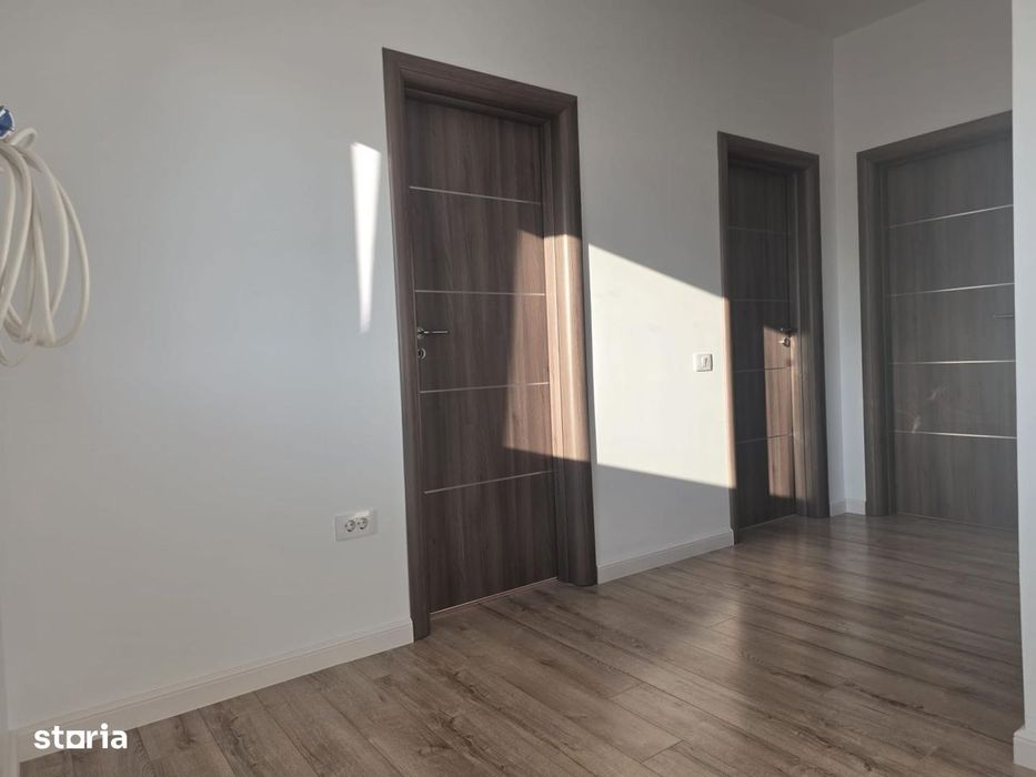 Vila 5 camere LUX TUNARI