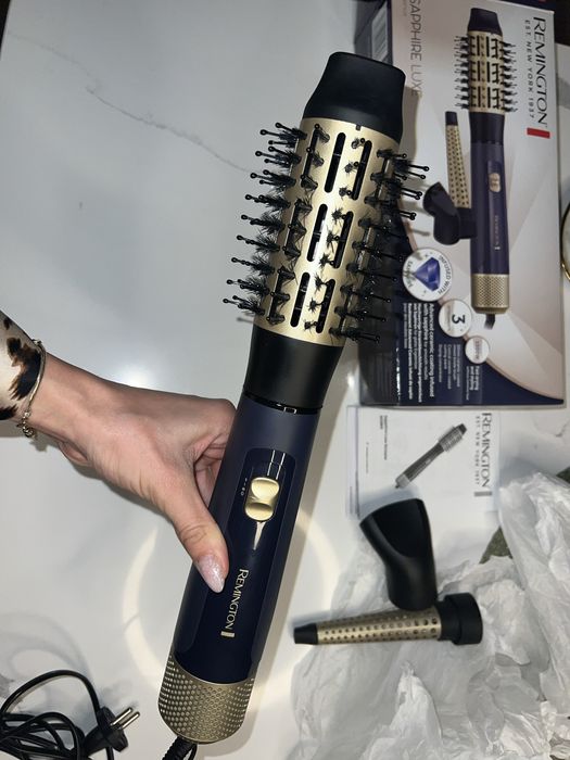 Perie cu aer cald Remington Sapphire Luxe Airstyler