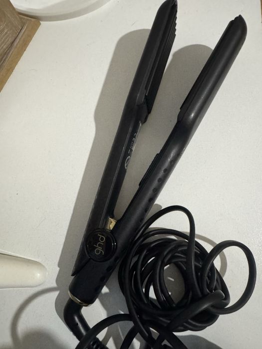 GHD преса за вафлички