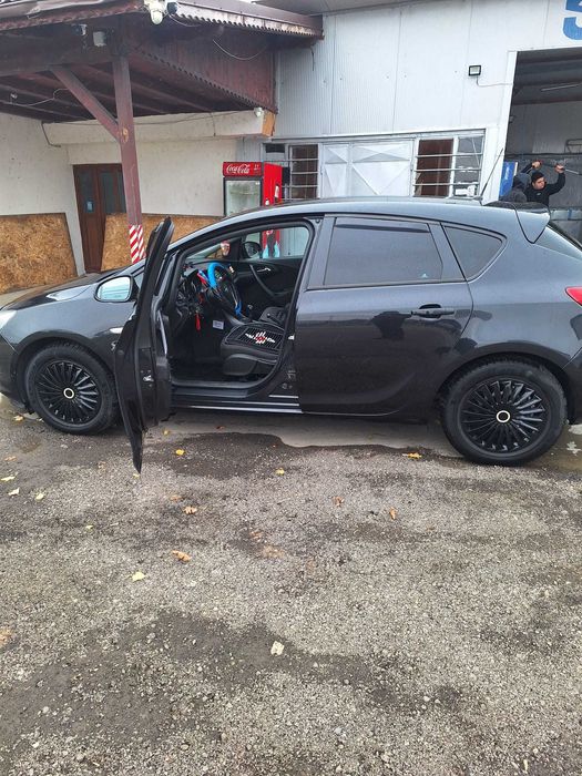 Opel Astra J 2015 – 1.4 Aspirat, 101 CP, GPL, 163xxx km