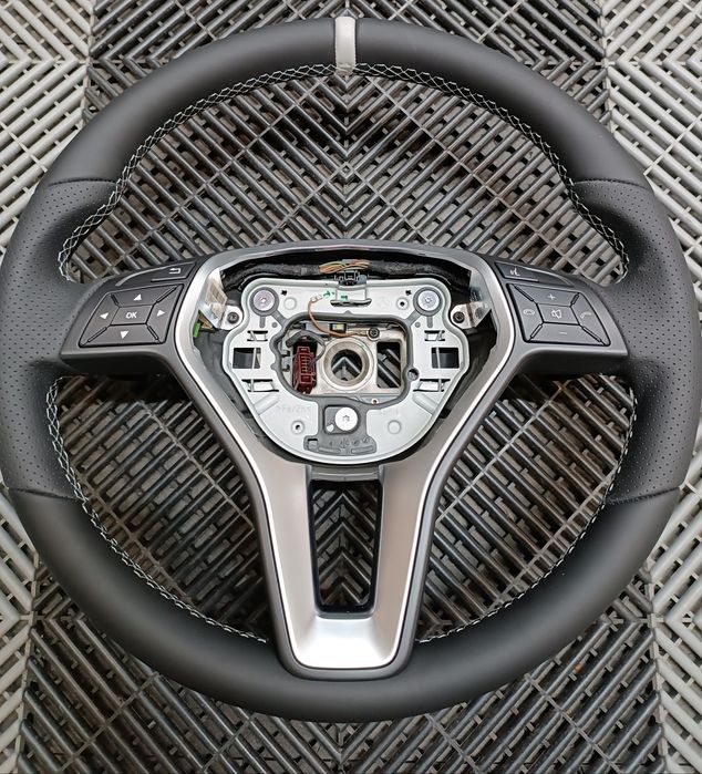 Мерцедес W205,W213, W206, W223, ,W253 AMG - ОРИГИНАЛНИ волан+еърбег