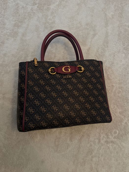 Guess чанта - оргинална