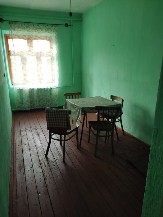 Уй сотилади кулай жойда жойлашган