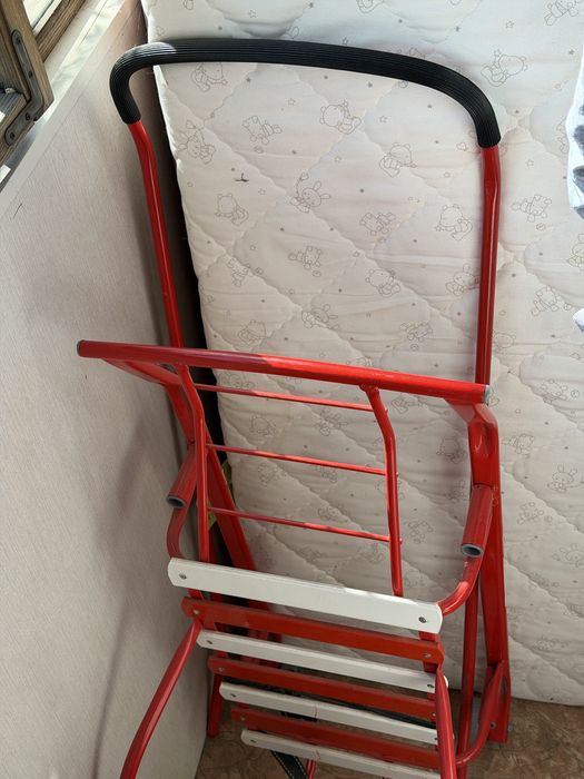 Продам санки хорошие