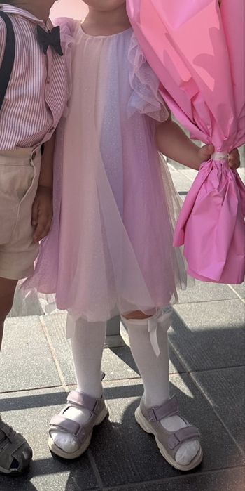 Продам платье для девочки