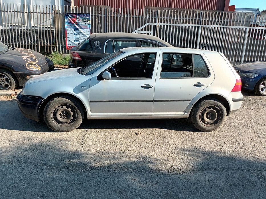 Dezmembrari  VW GOLF 4  1997  > 2006 1.6 16V Benzina