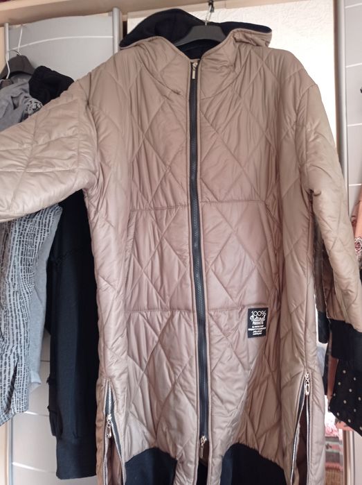 Продам куртку демисезонную