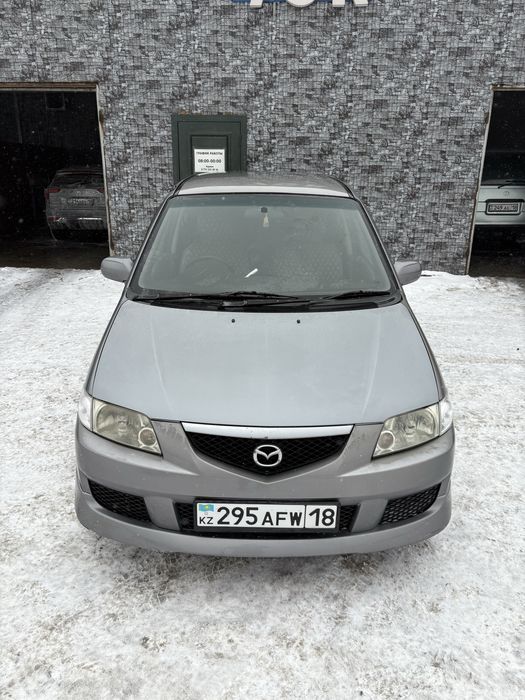 Продам машину мазда премаси 2002года автомат
