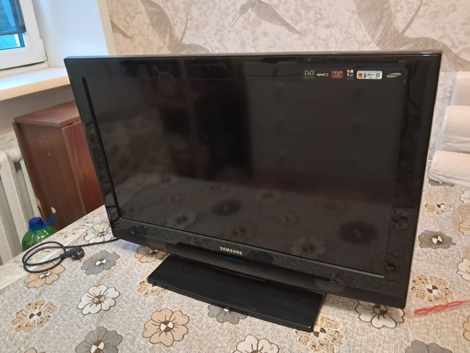 Продам телевизор