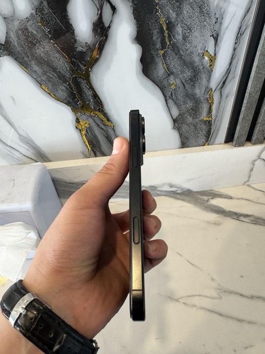 Iphone 16 pro max black edition