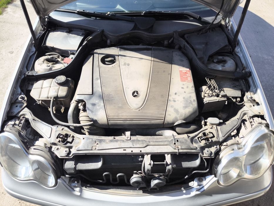 Мерцедес ц220 mercedes c220 w203 на части