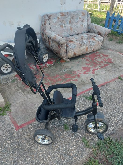 Детский велосипед коляска 15.000