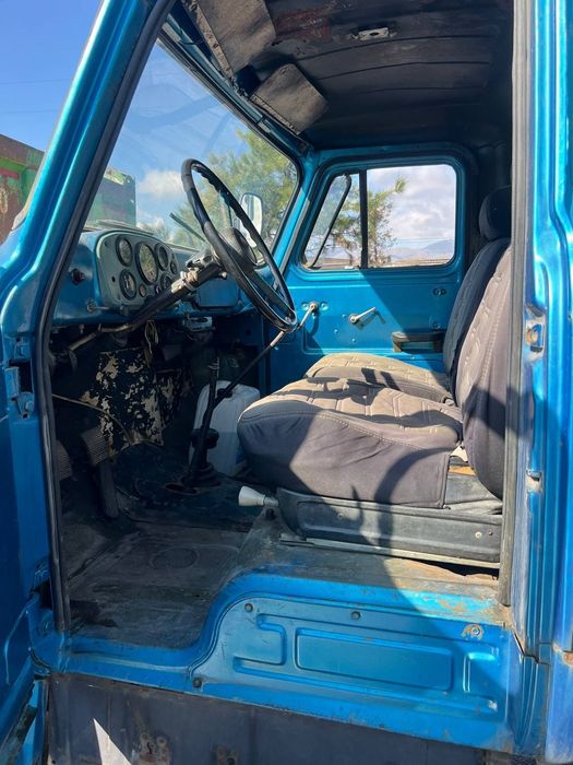 Газ 53 сотилади  яхши холатда