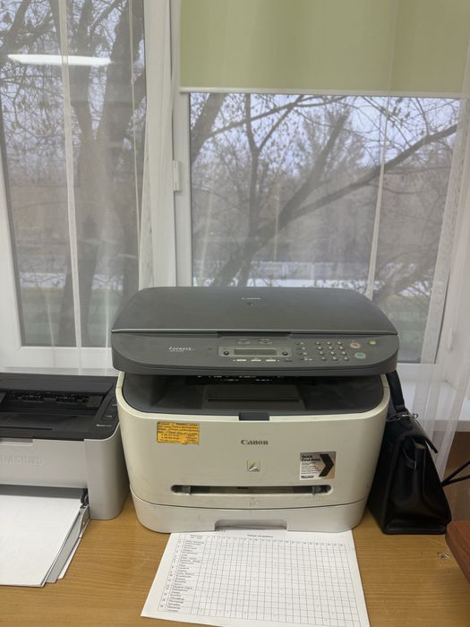 Продаю принтер не в рабочим состиний